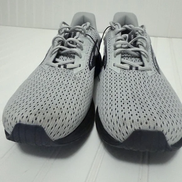 Brooks Men's Light Gray and Black Anthem 6 Running Shoes in Size 14 - Picture 5 of 10